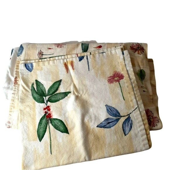 Window Top Treatment Yellow Watercolor Flowers Berries Spring Small Tablecloth - Picture 1 of 10